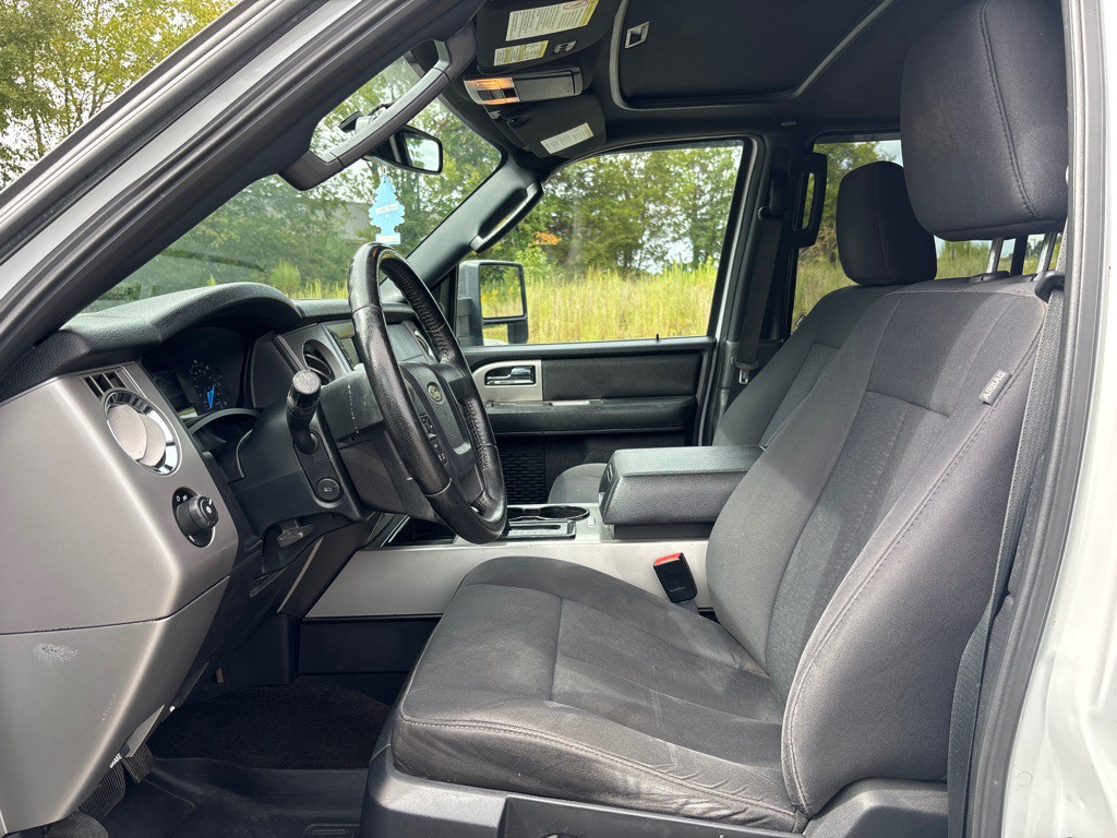 2017 Ford Expedition Image 11