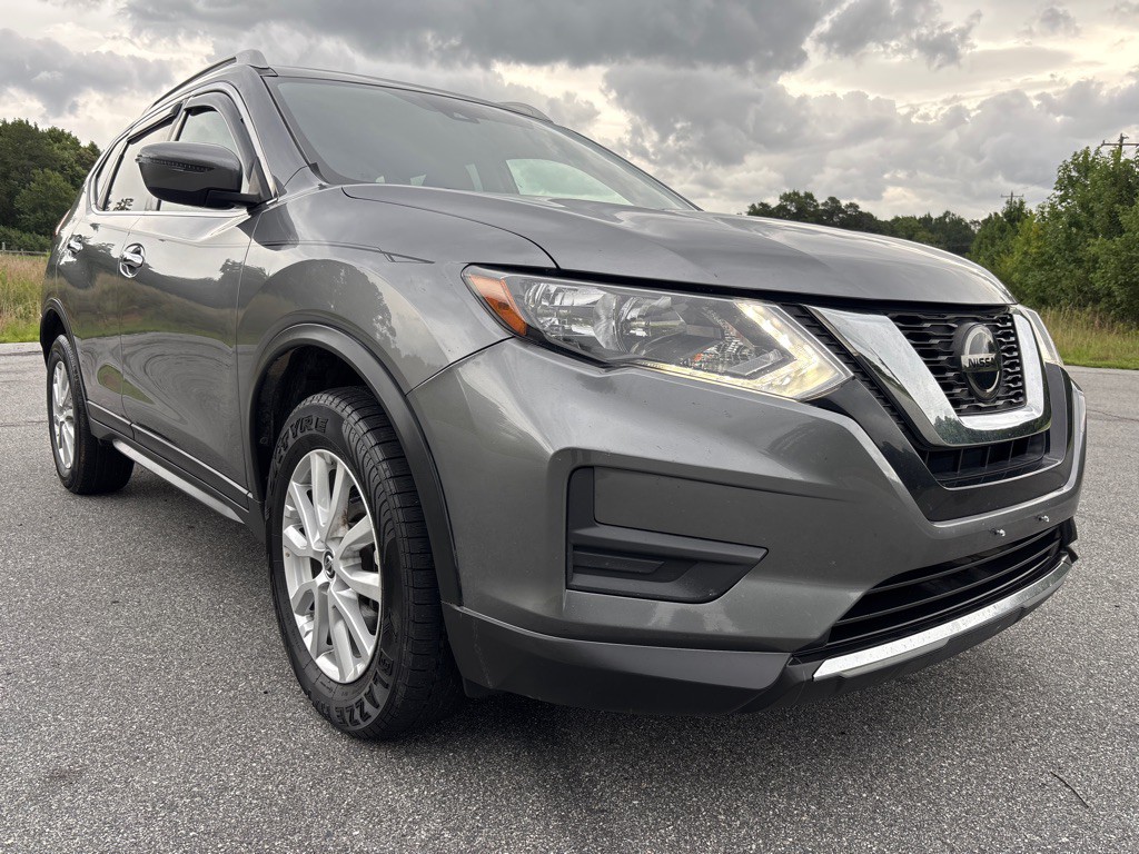 2020 Nissan Rogue Image 3