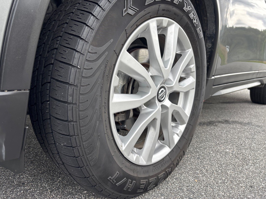2020 Nissan Rogue Image 5