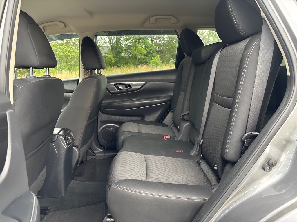 2020 Nissan Rogue Image 9