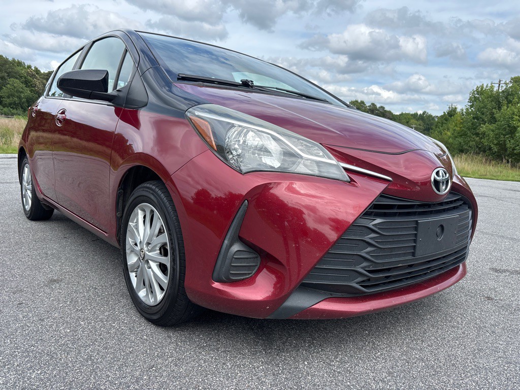 2018 Toyota Yaris Image 6