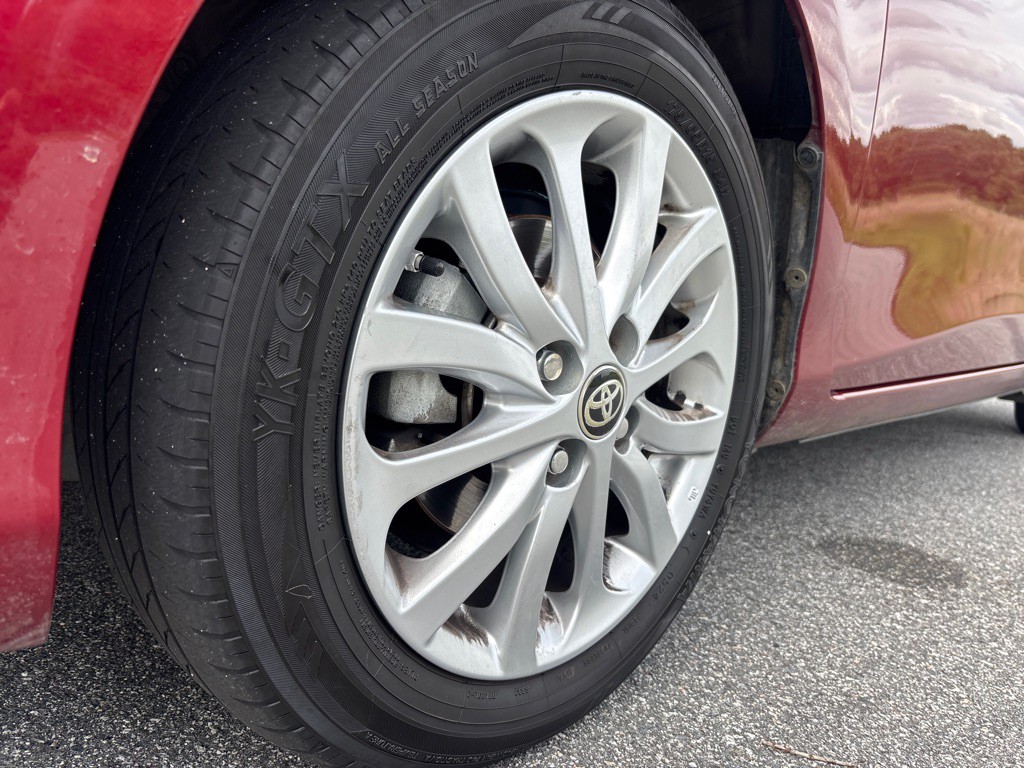 2018 Toyota Yaris Image 8