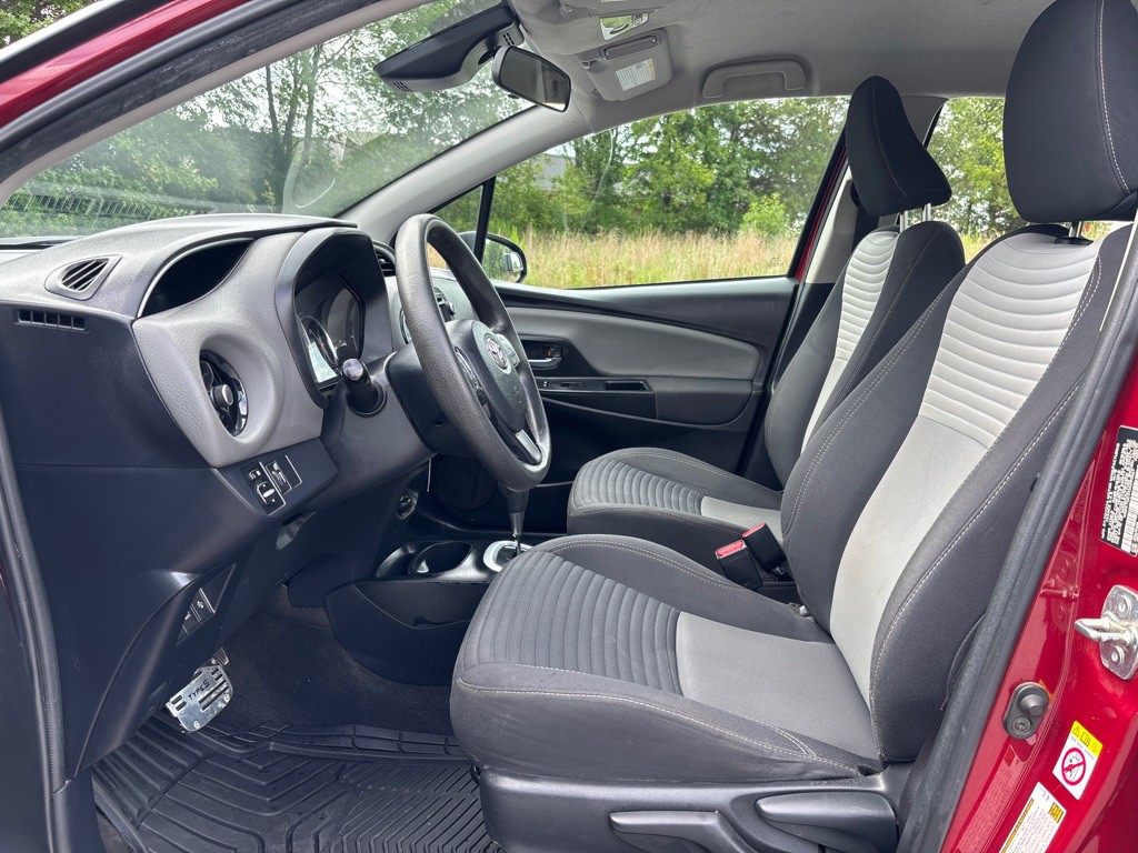 2018 Toyota Yaris Image 10