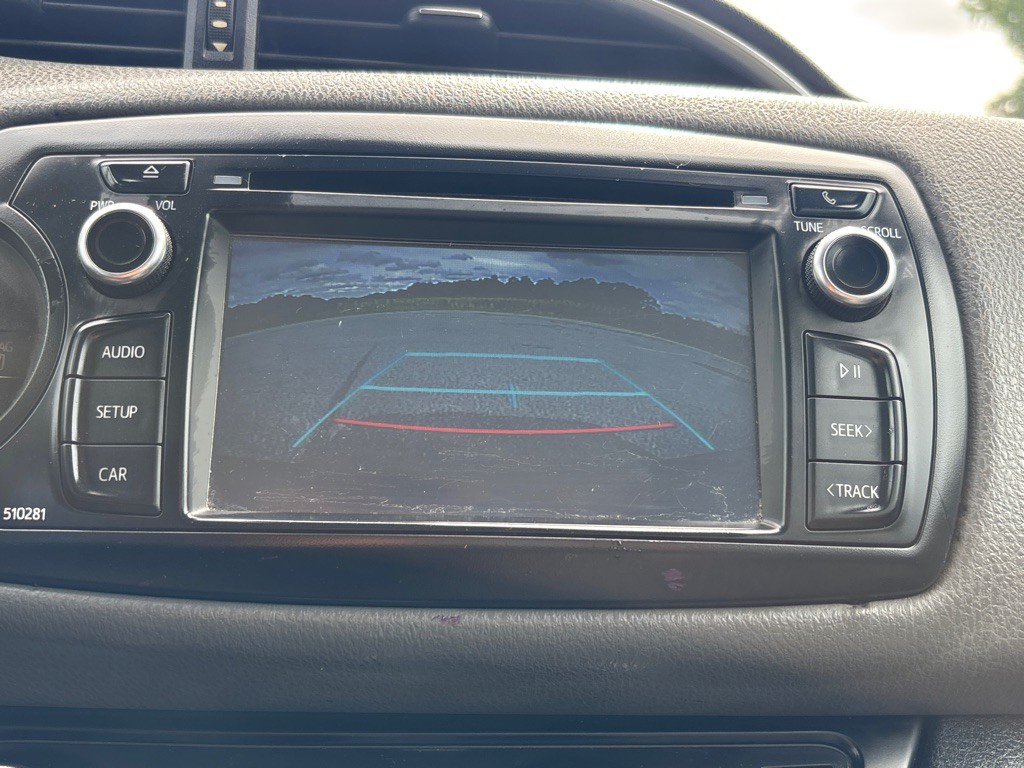 2018 Toyota Yaris Image 16
