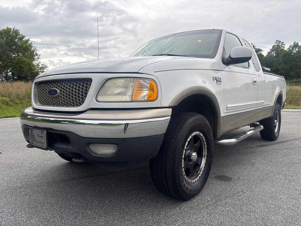 2001 Ford F-150 Image 1