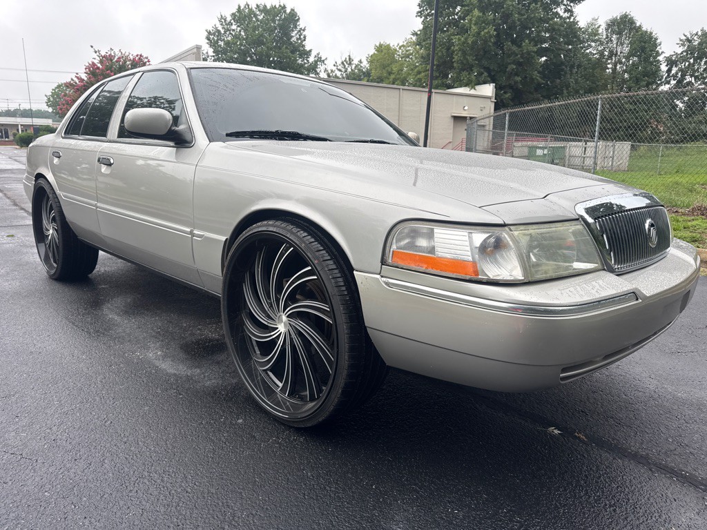2005 Mercury Grand Marquis Image 7