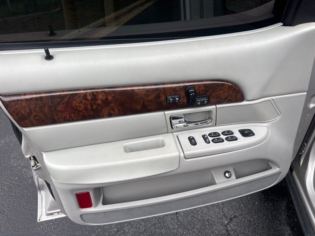 2005 Mercury Grand Marquis Image 13