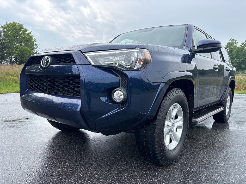 2016 Toyota 4Runner Image 1