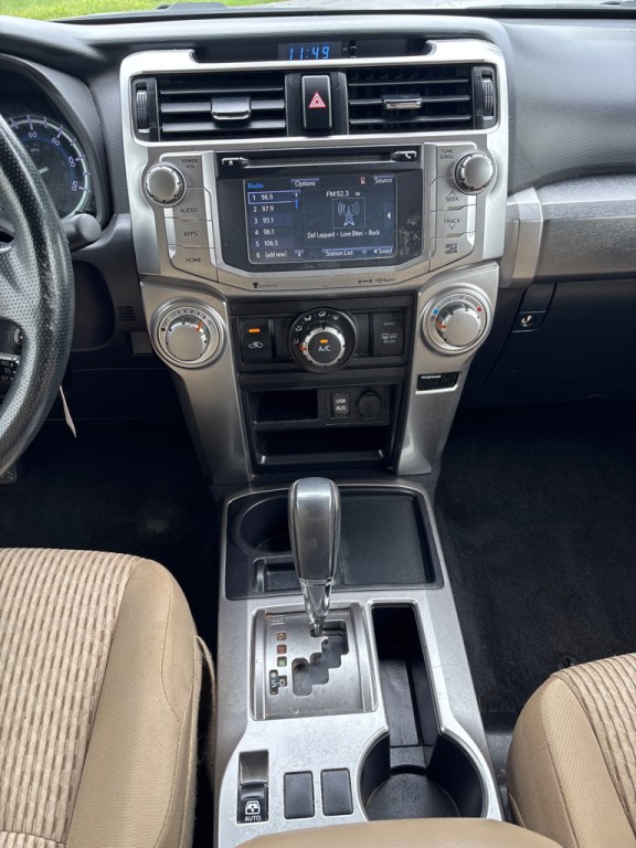 2016 Toyota 4Runner Image 17