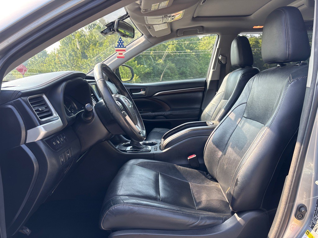 2014 Toyota Highlander Image 11