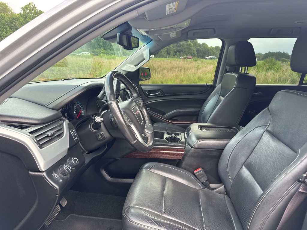 2017 GMC Yukon Image 12