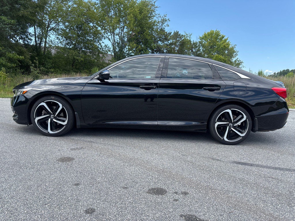 2020 Honda Accord Image 2