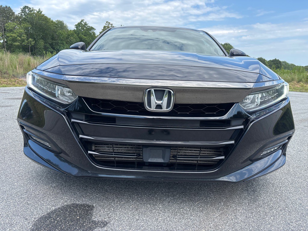 2020 Honda Accord Image 8