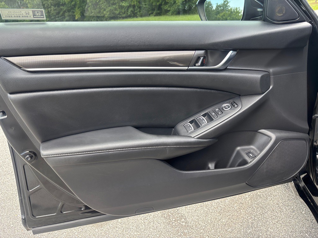 2020 Honda Accord Image 10