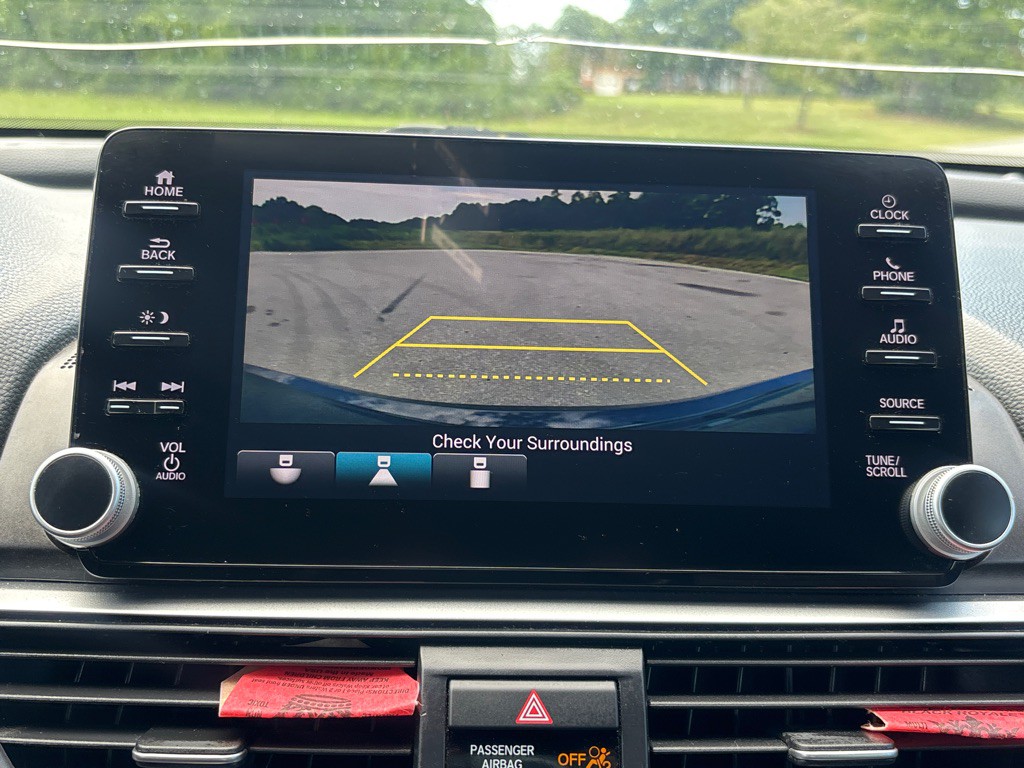 2020 Honda Accord Image 16
