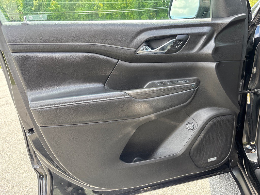 2019 GMC Acadia Image 9