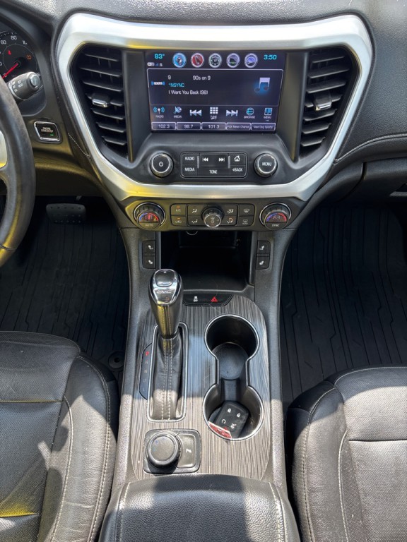 2019 GMC Acadia Image 16