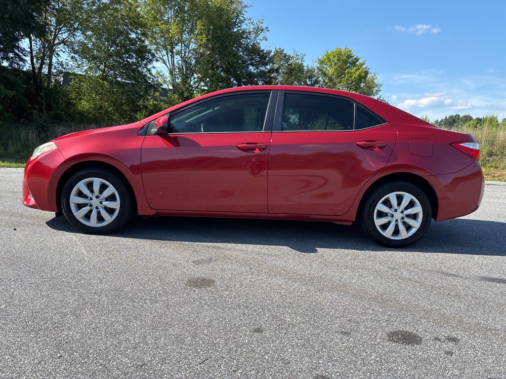 2014 Toyota Corolla Image 2