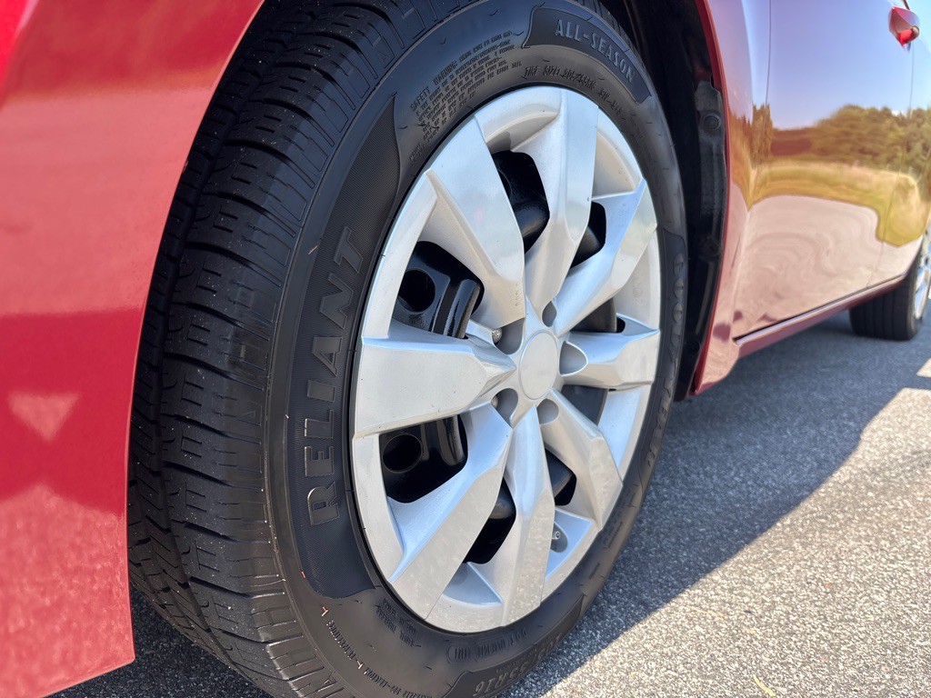 2014 Toyota Corolla Image 9