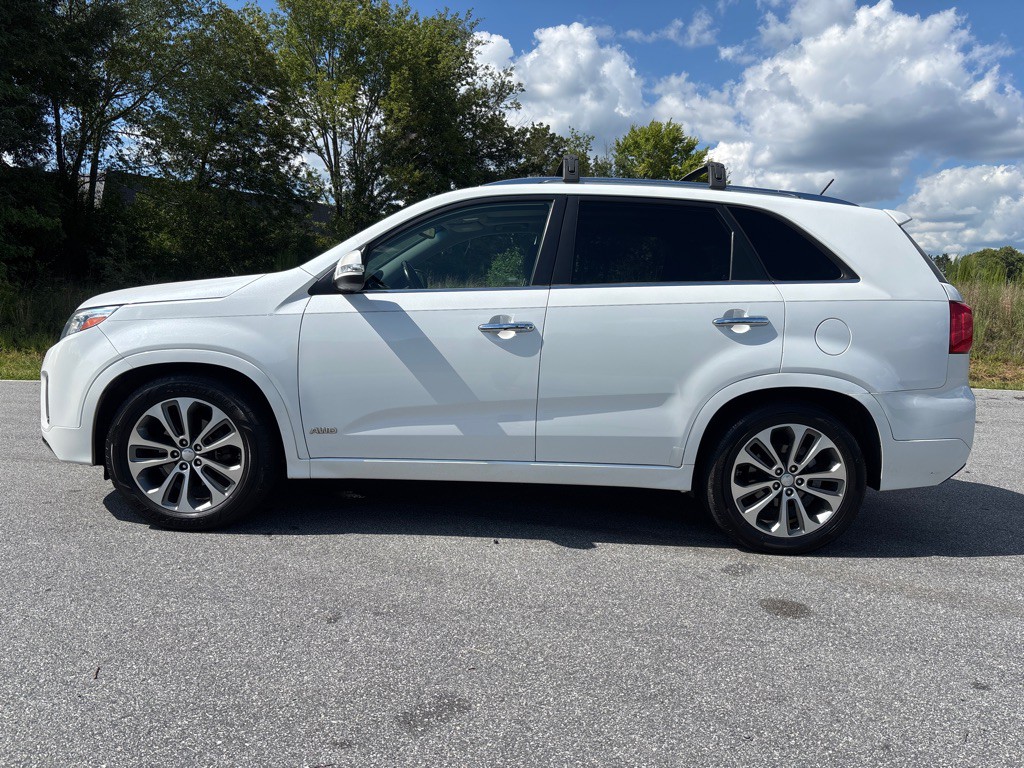 2015 Kia Sorento Image 2