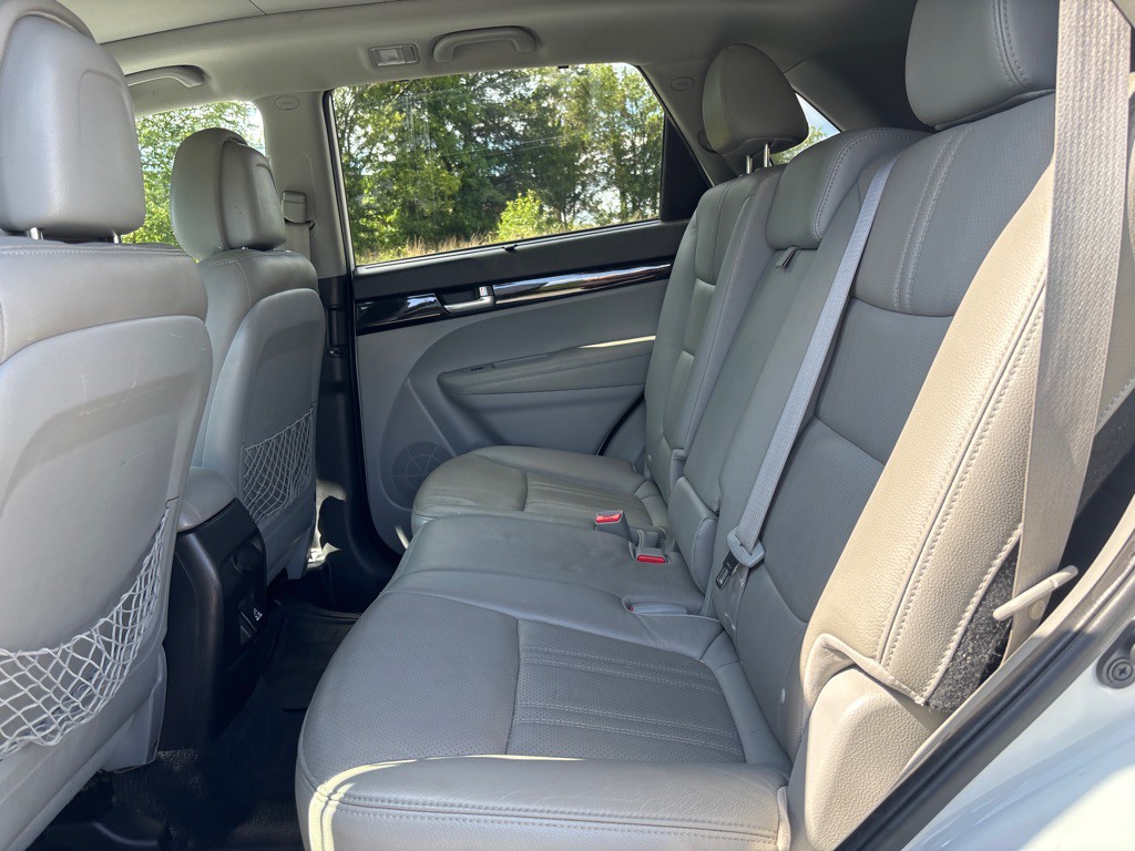 2015 Kia Sorento Image 12