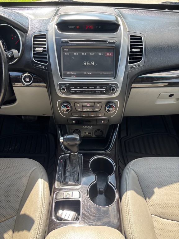 2015 Kia Sorento Image 17