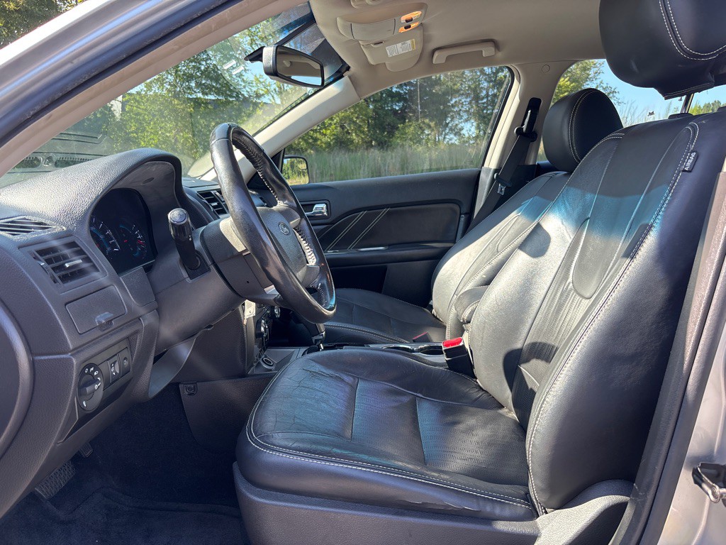 2012 Ford Fusion Image 11