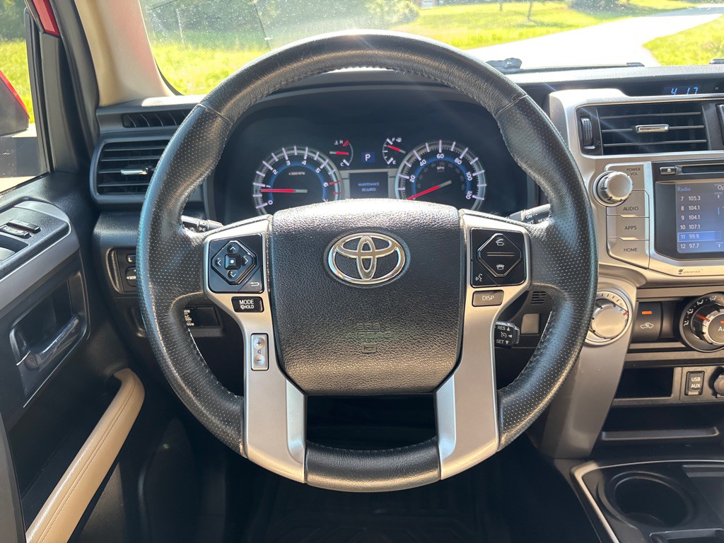 2016 Toyota 4Runner Image 14