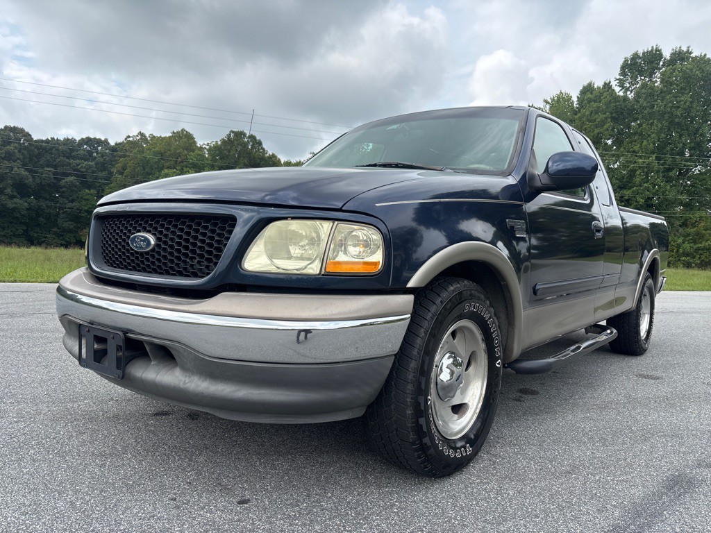 2003 Ford F-150 Image 1