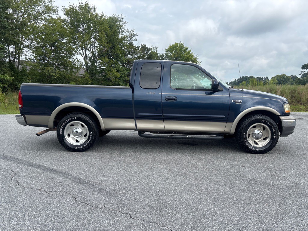 2003 Ford F-150 Image 6
