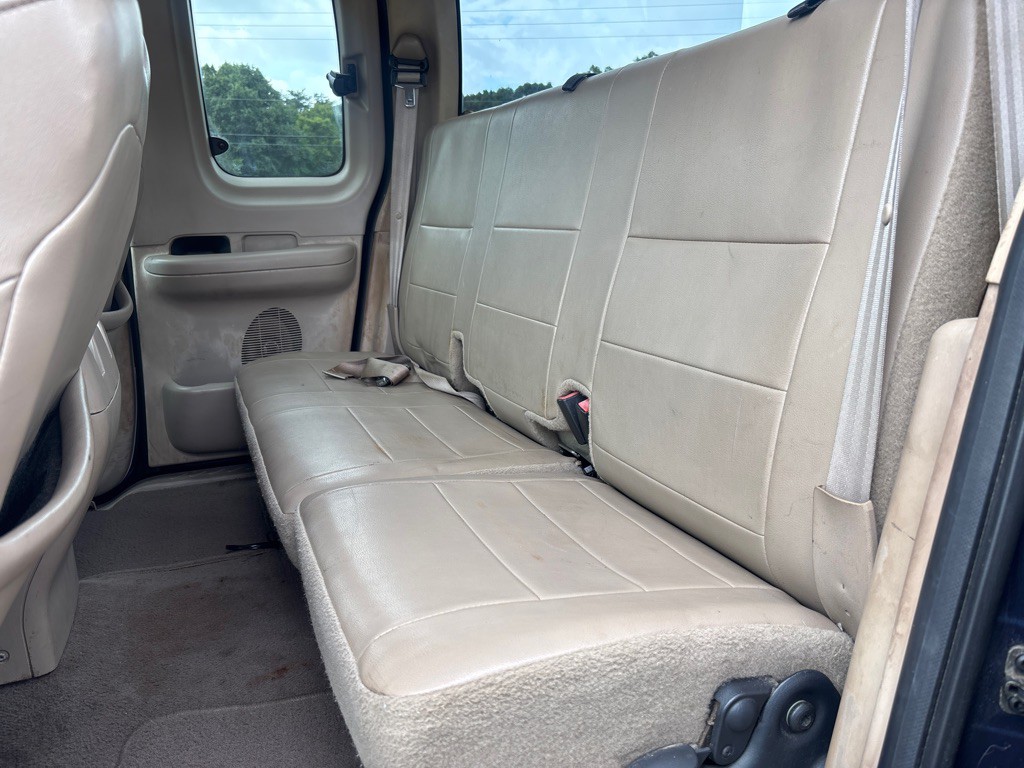 2003 Ford F-150 Image 11