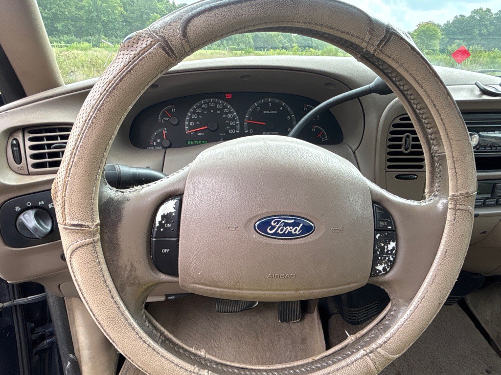 2003 Ford F-150 Image 12