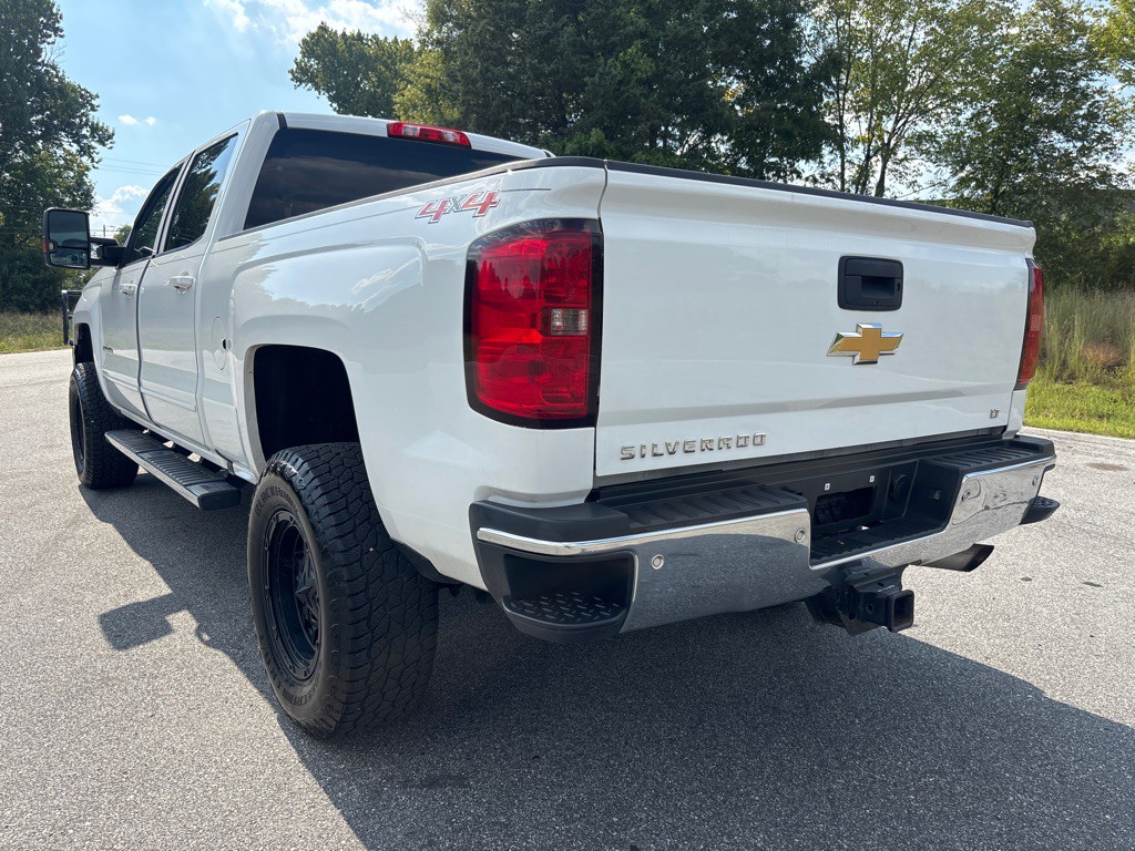 2017 Chevrolet Silverado 1500 Image 3