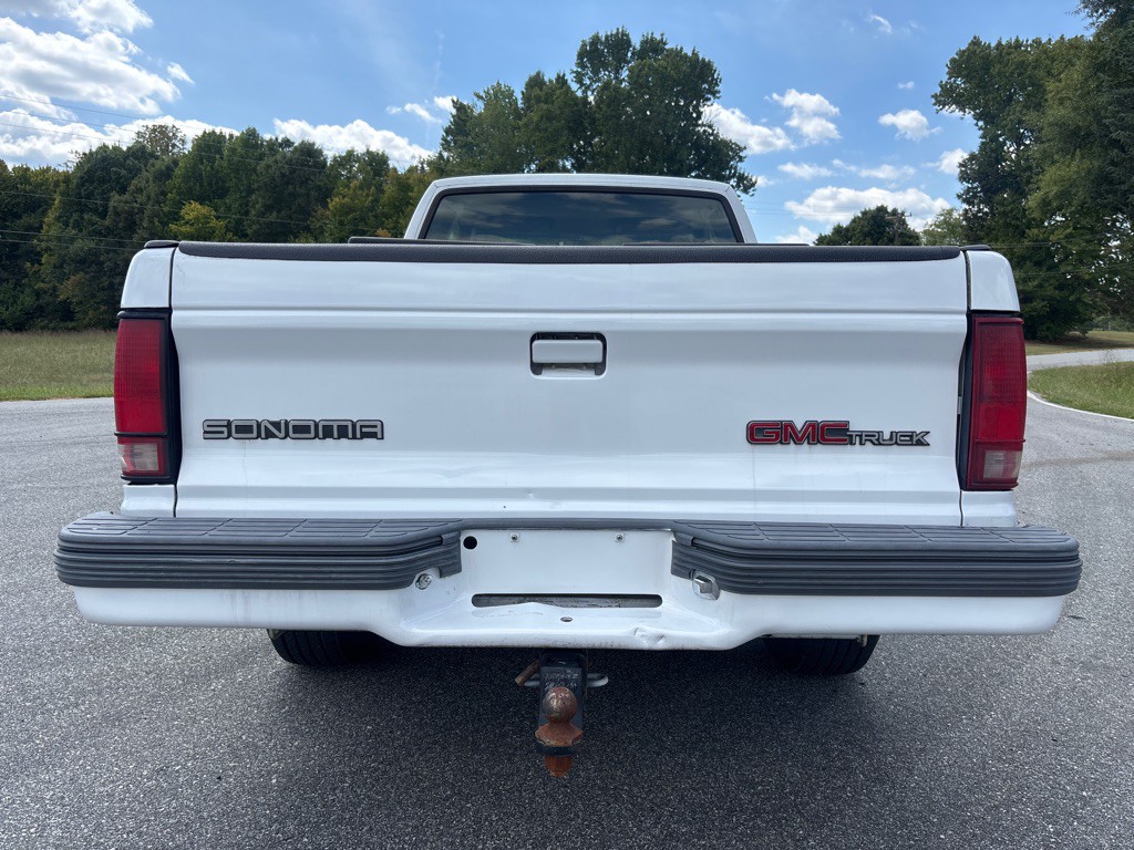 1993 GMC Sonoma Image 4
