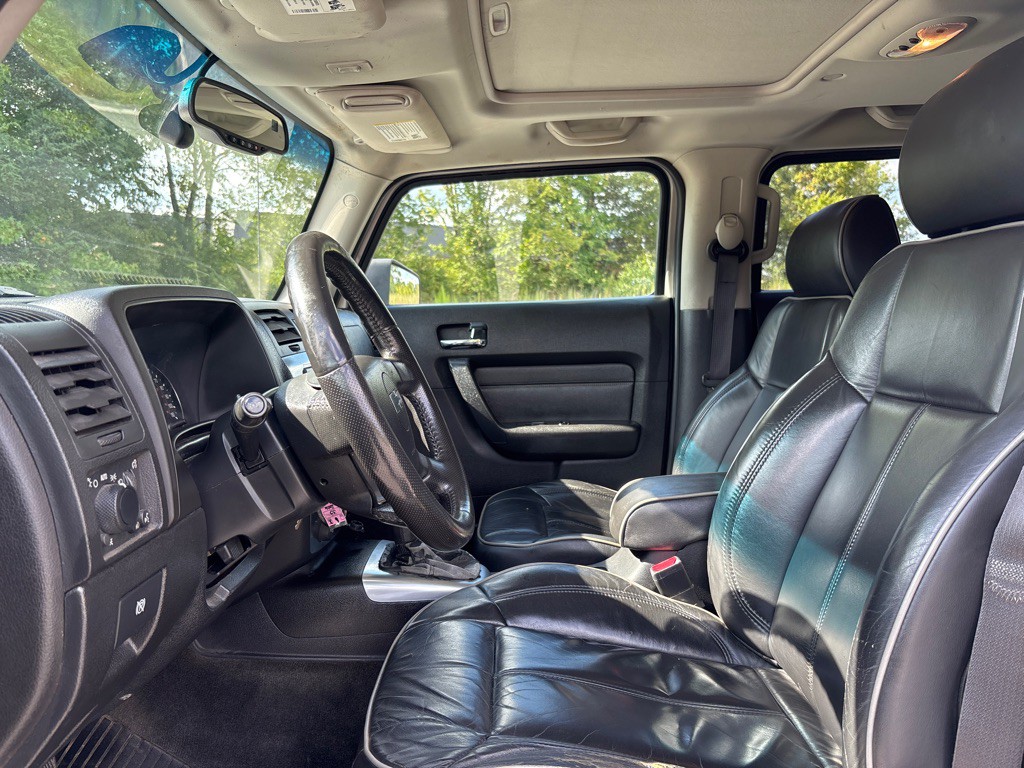 2006 HUMMER H3 Image 9