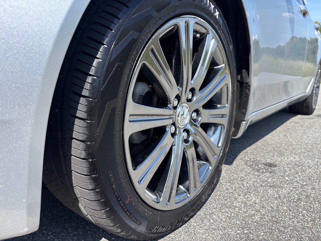 2013 Acura TL Image 9