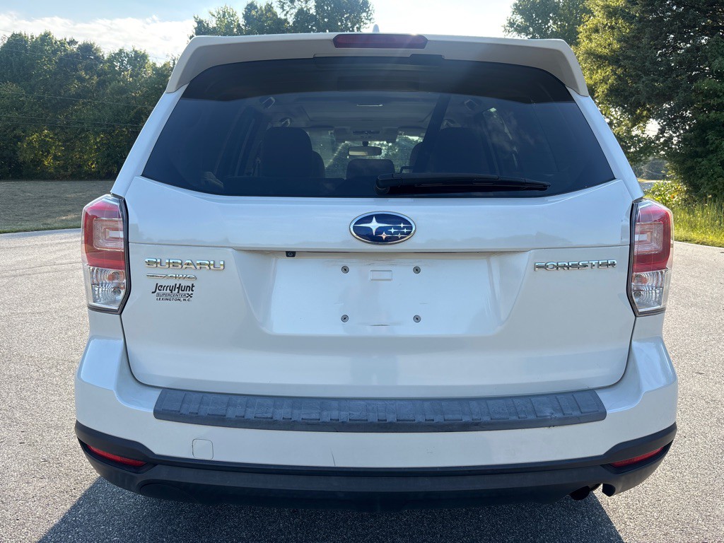 2018 Subaru Forester Image 4