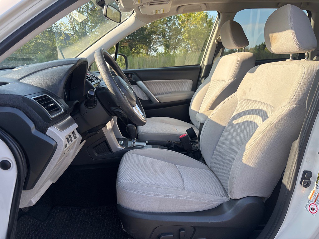 2018 Subaru Forester Image 11