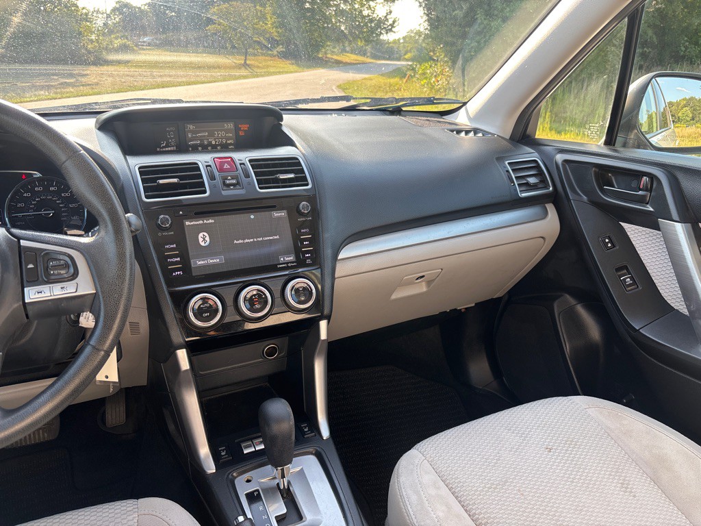 2018 Subaru Forester Image 15