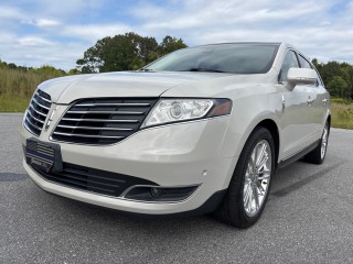 Image for 2019 Lincoln MKT Reserve ID: 7665890