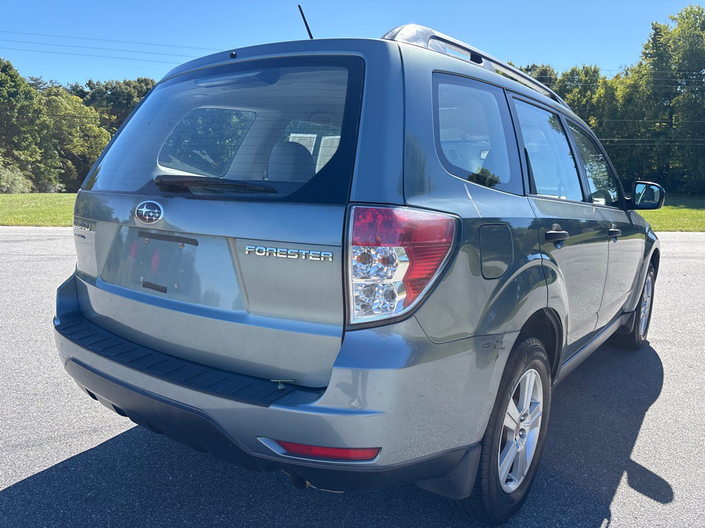 2011 Subaru Forester Image 5