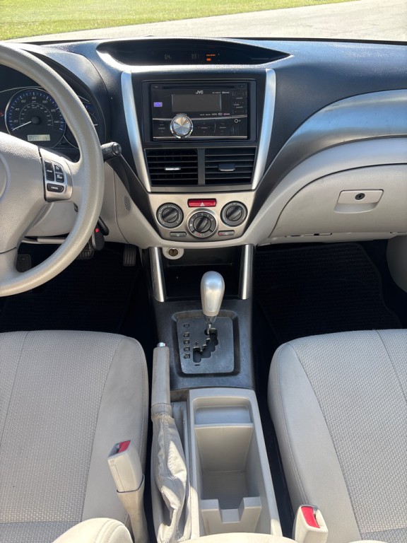 2011 Subaru Forester Image 16