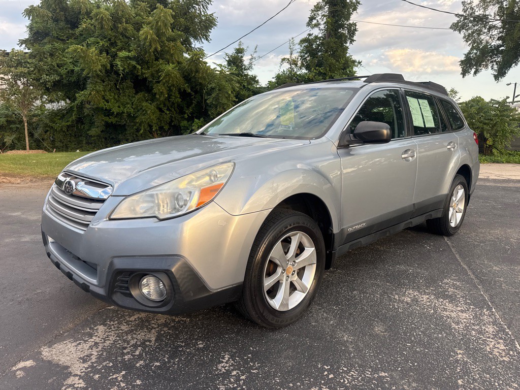 2014 Subaru Outback Image 1