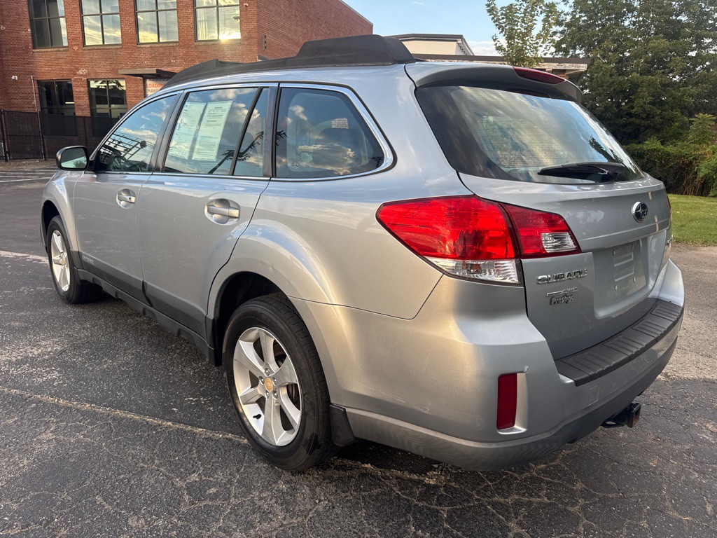 2014 Subaru Outback Image 3