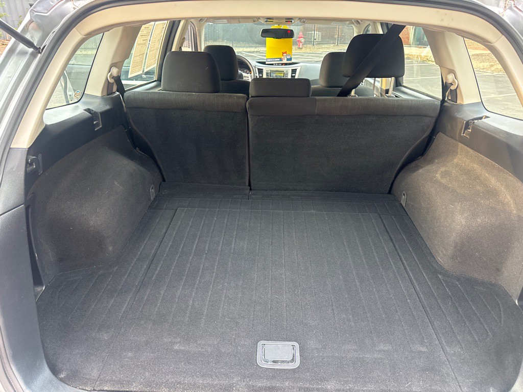 2014 Subaru Outback Image 12
