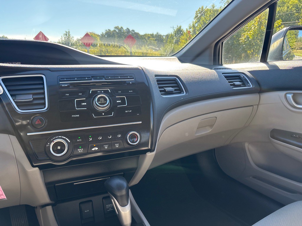 2013 Honda Civic Image 14