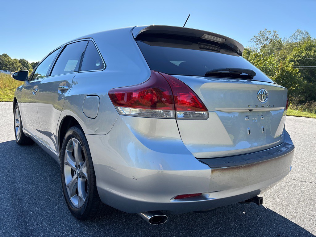 2015 Toyota Venza Image 3