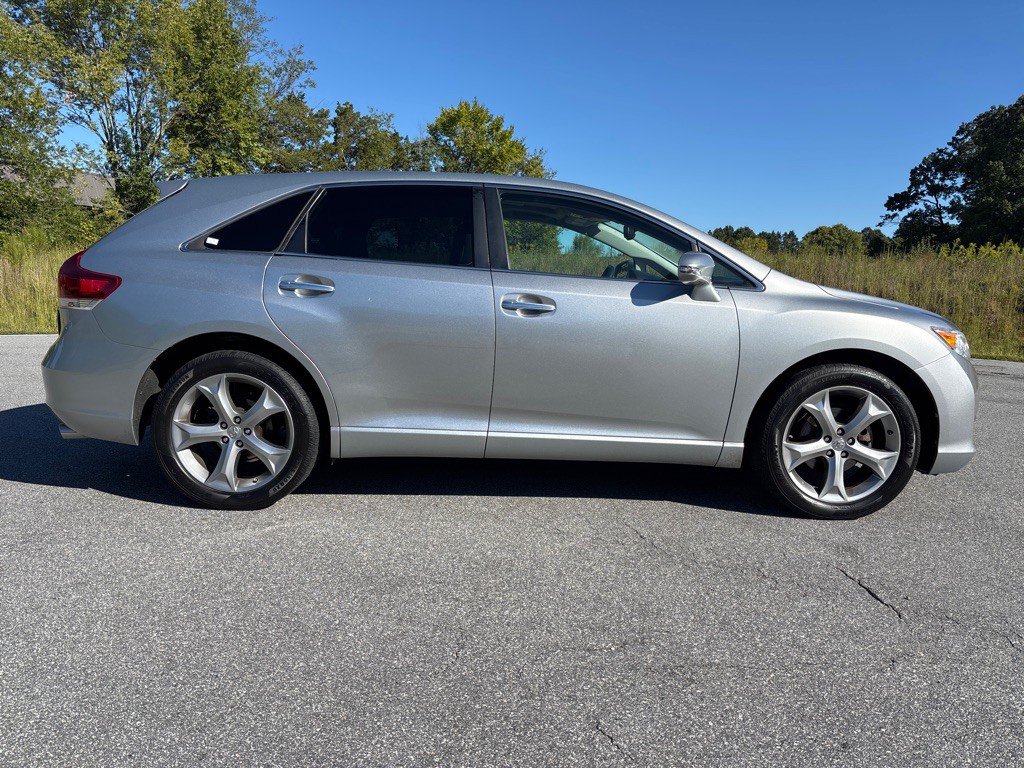 2015 Toyota Venza Image 6