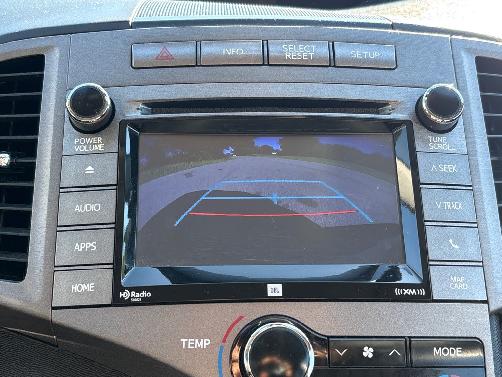 2015 Toyota Venza Image 18