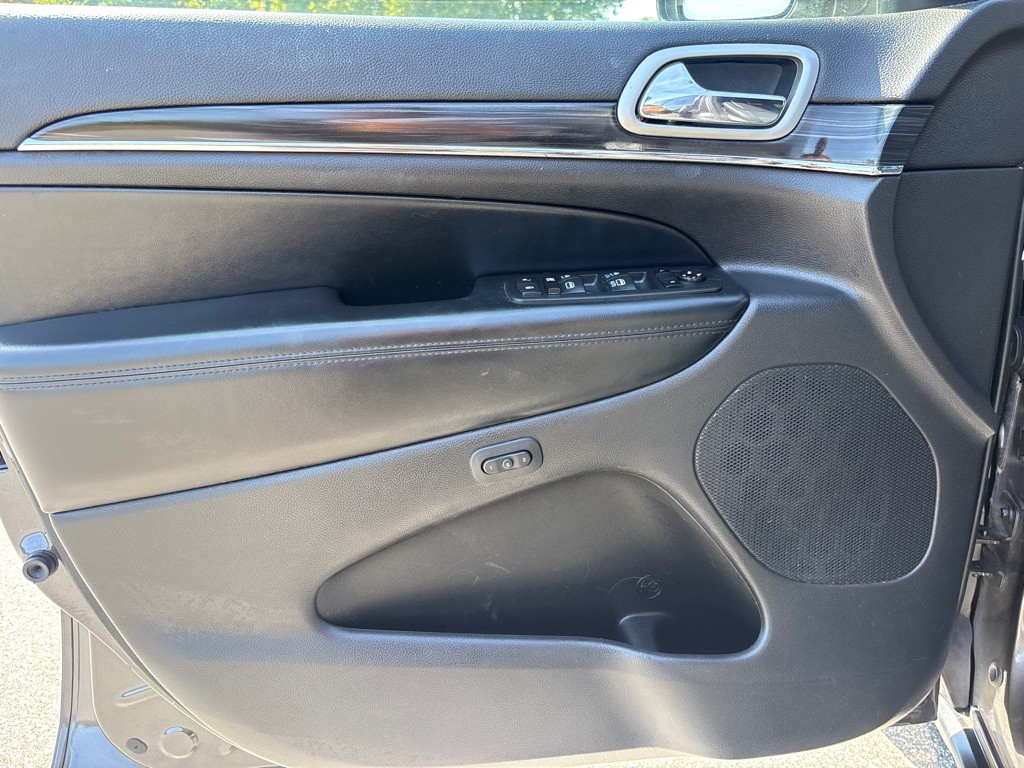 2019 Jeep Grand Cherokee Image 10